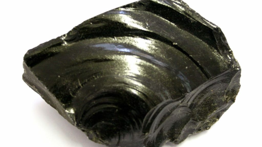 Đặc điểm hóa học của Obsidian