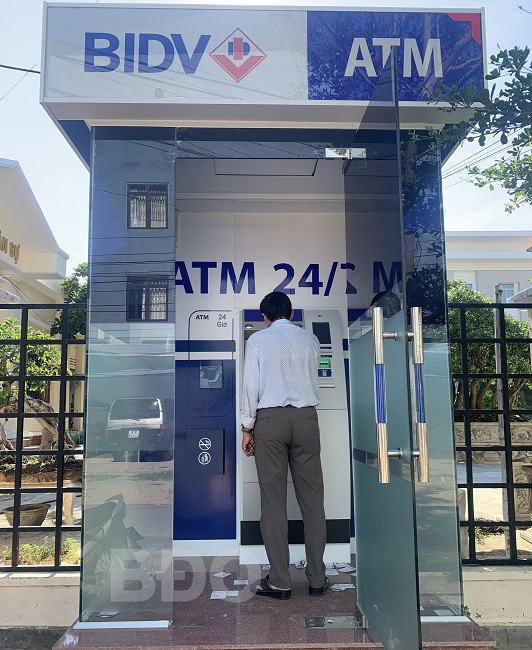 Kiểm tra số dư tài khoản BIDV tại máy ATM