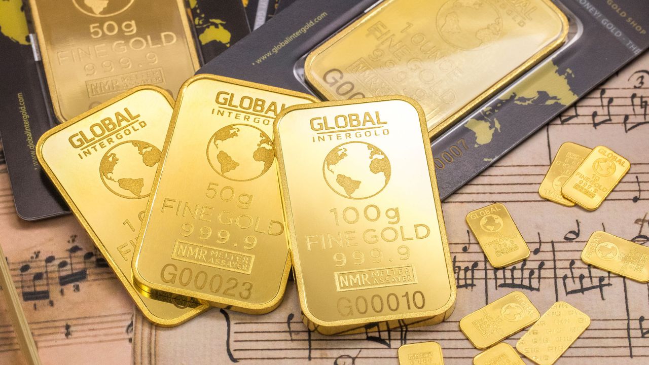 Read more about the article 1kg vàng bao nhiêu tiền? Cách quy đổi vàng sang tiền mặt