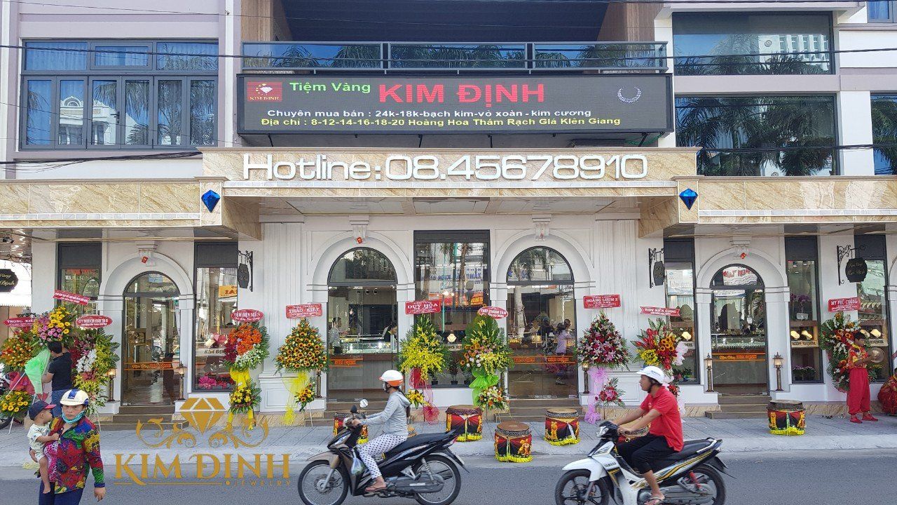 Read more about the article Giá vàng Kim Định bao nhiêu tiền Việt? Cập nhật hôm nay giá vàng Kiên Giang