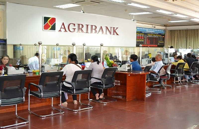 Ngân hàng Agribank có làm việc thứ 7 không ?