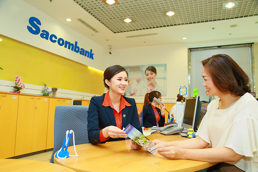 Ngân Hàng Sacombank  có làm việc thứ 7 không ?